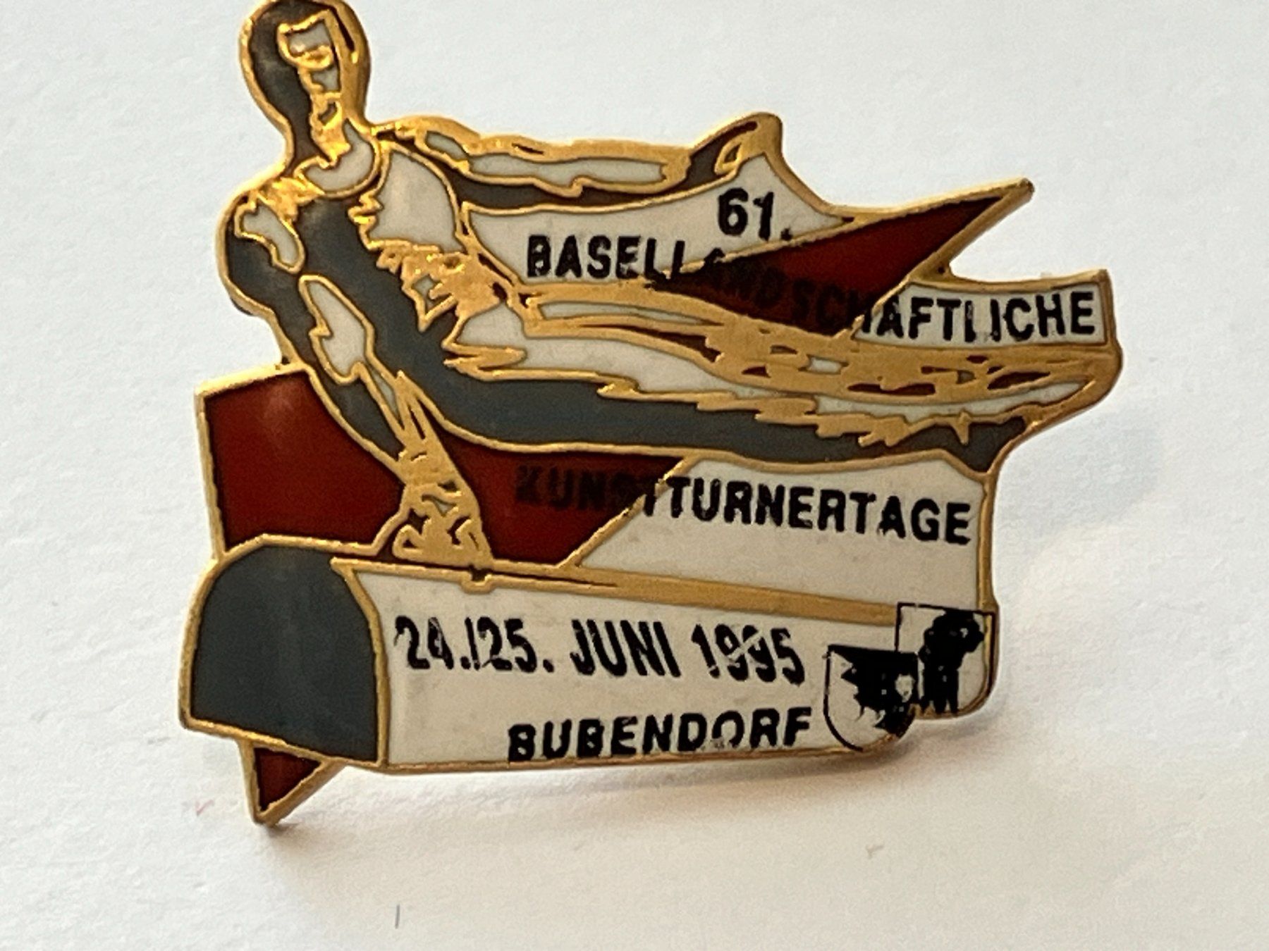 Plaquettes & Badges: 1 Pin Basellandschaftliche Turnertage 1995 Bubendorf – D'occasion à Basel par djwwpp