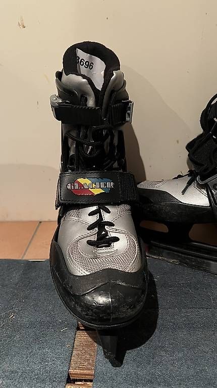 Pattini da ghiaccio: Schlittschuhe Grösse 39 Glacier – Usato da Itingen venduto da Haefi 1