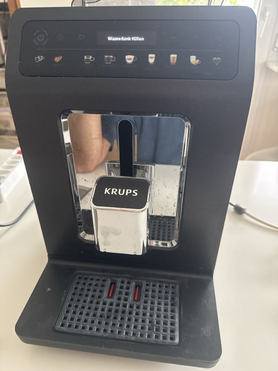 Krups Macchine per caffè & Macchine per espresso: Krups EA89 Quintessence Coffee Machine 60cm Used – Usato da Zürich venduto da sam_v7jn