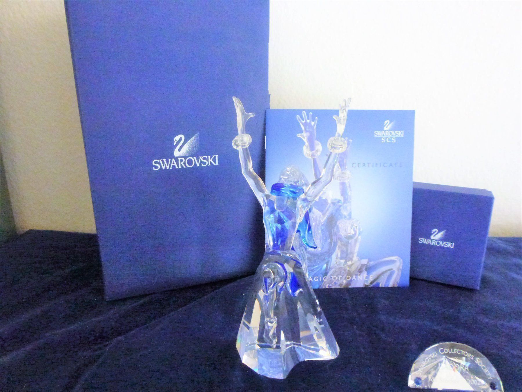 Swarovski Statuette: Swarovski SCS Jahresfigur 2002 Isadora – Usato da Zürich venduto da Fox410 4