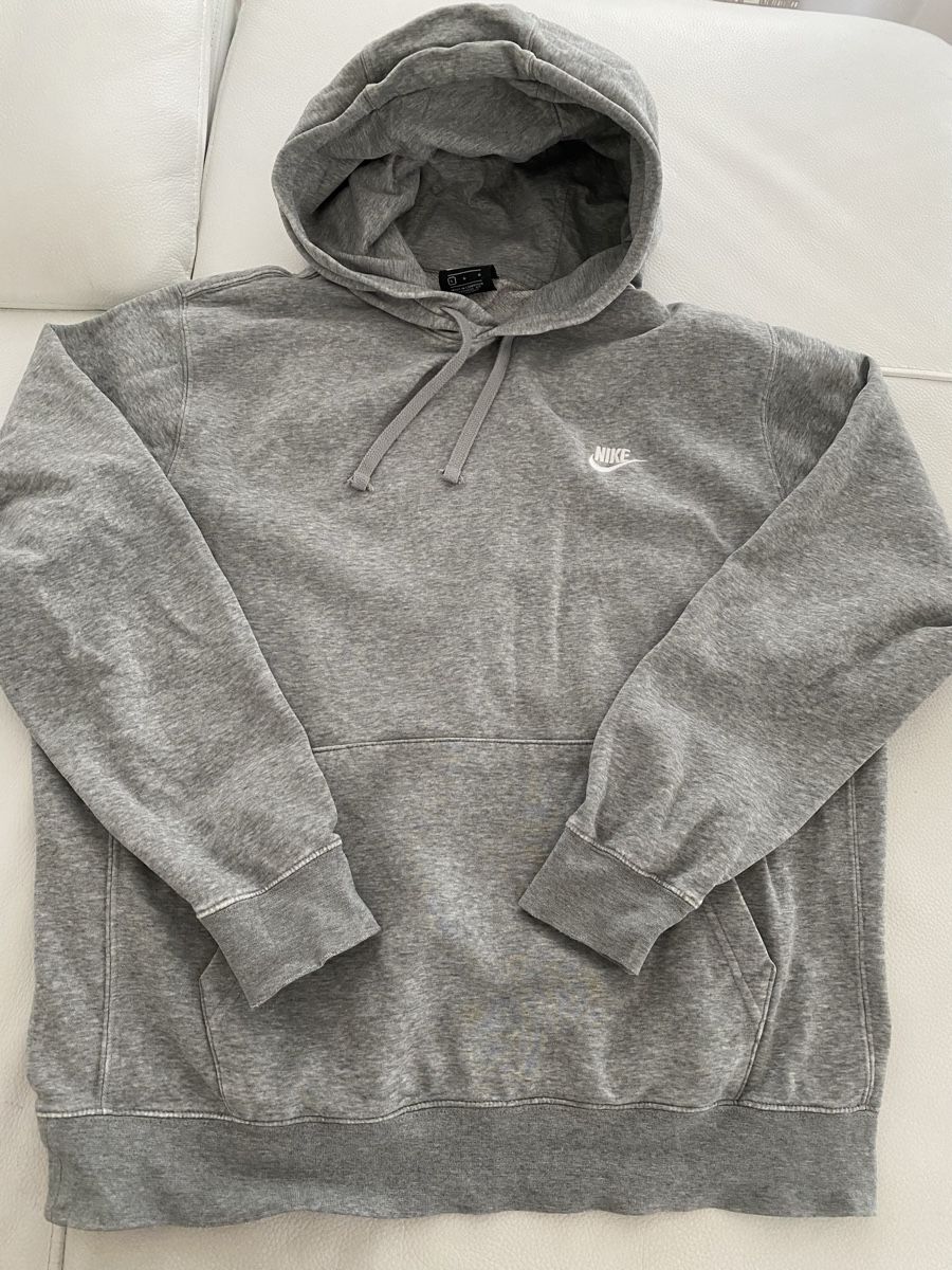 Nike Pulls & Sweat-shirts: Nike Kaputzen pullover – D'occasion à Opfikon par Luis144