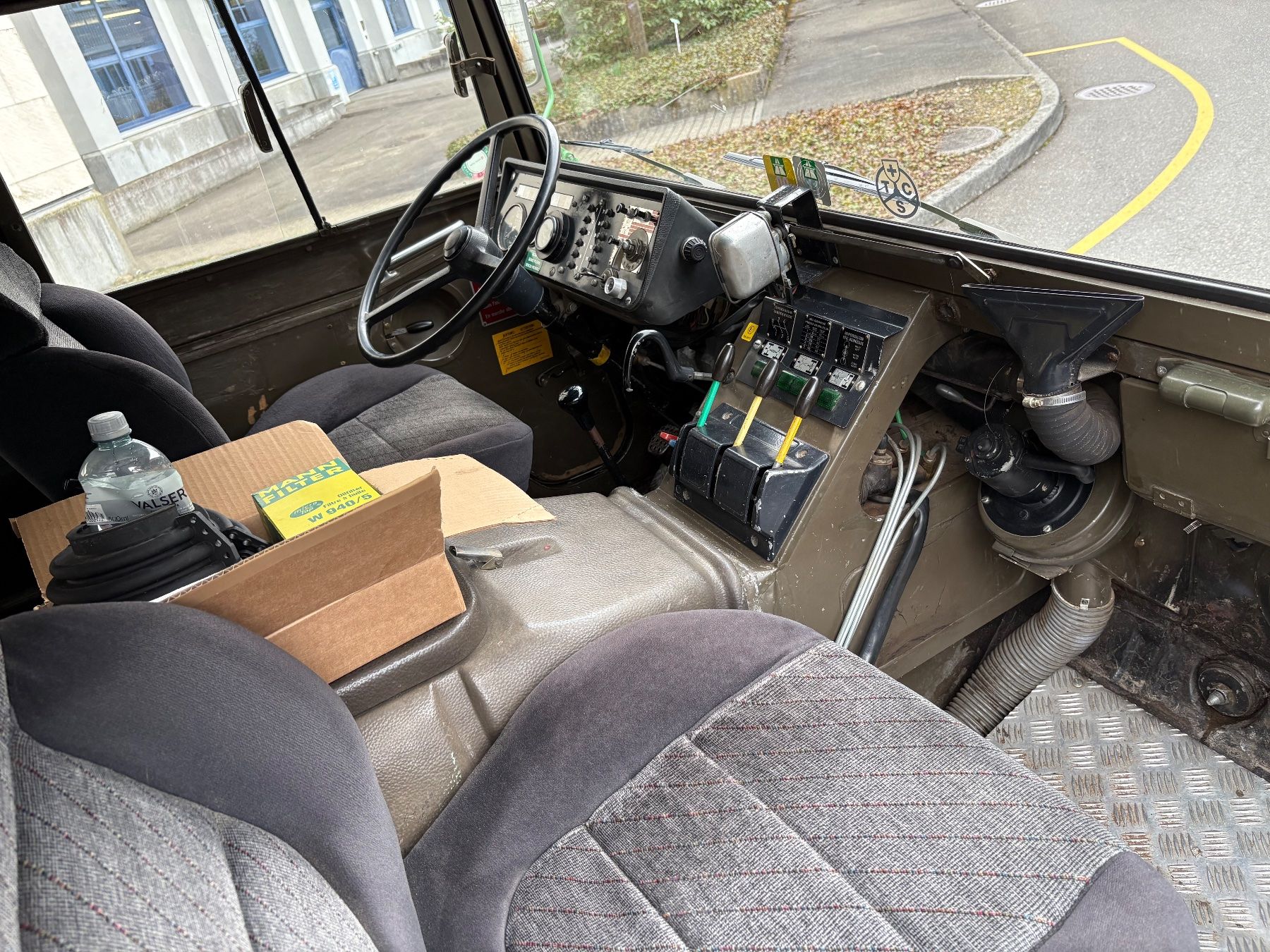 Steyr-Puch Veicoli commerciali: STEYR-PUCH PINZGAUER 712M / 6x6 – Usato da Hasle LU venduto da Mroeoesli0 4