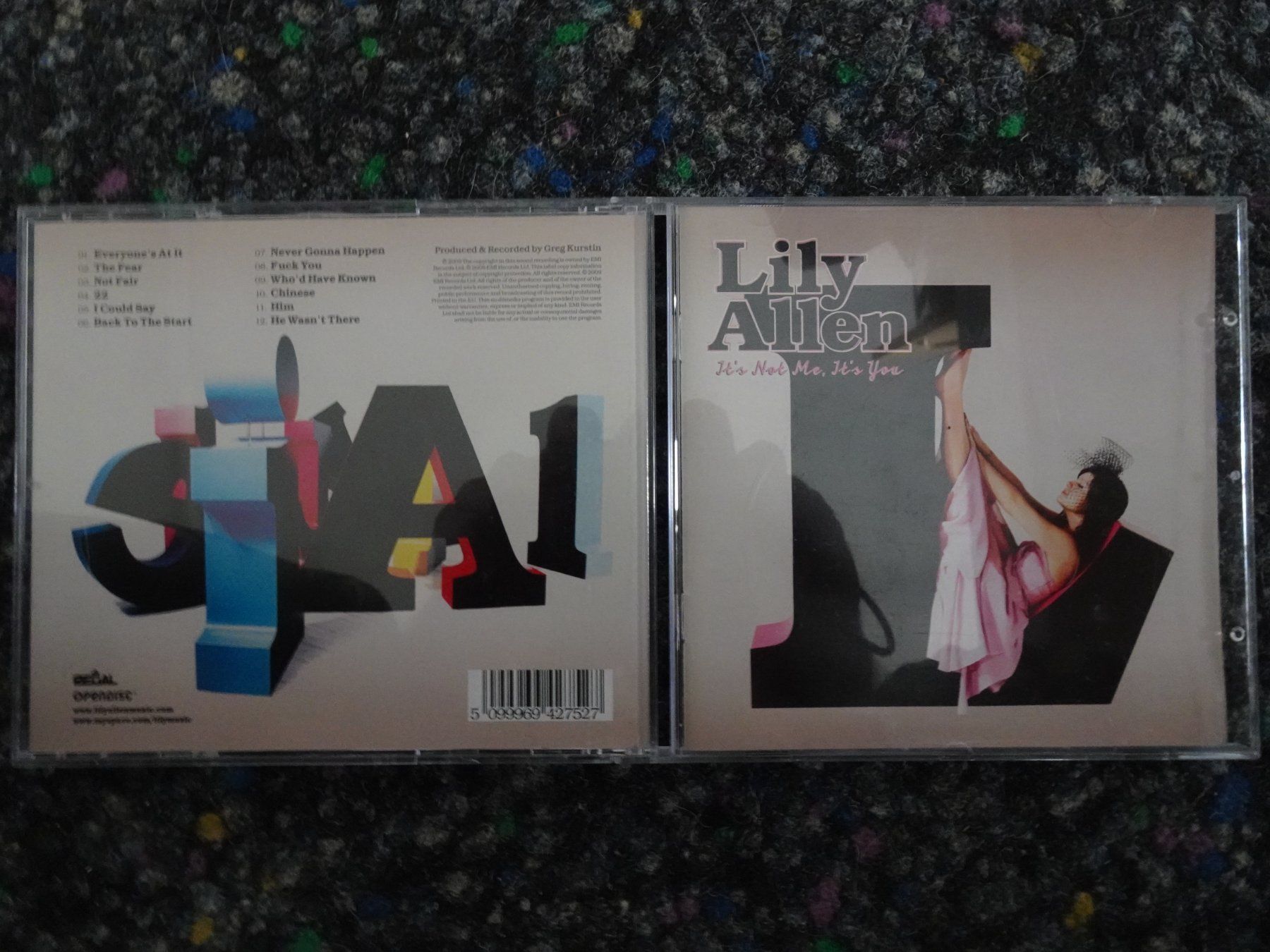 CDs: CD : Lily Allen – Gebraucht aus Lotzwil von Kiddis