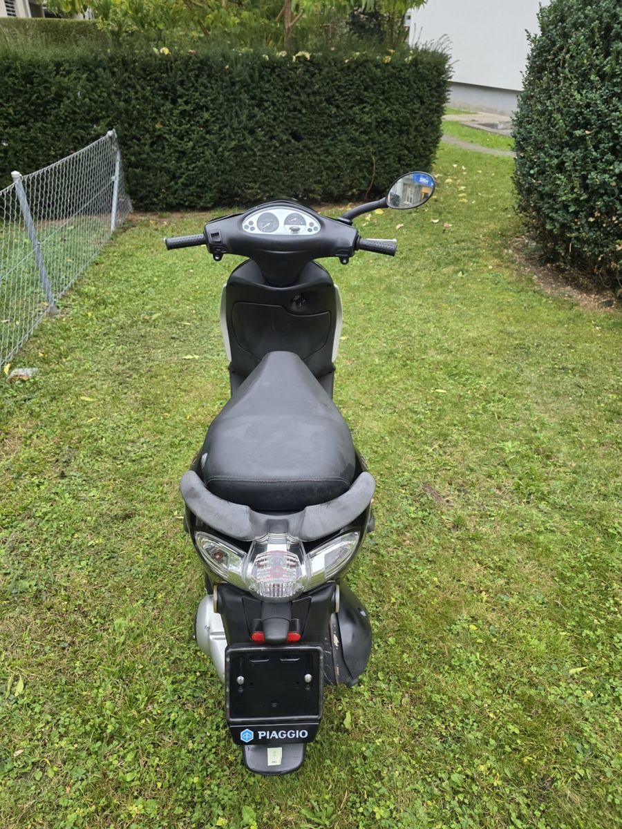 Piaggio Scooter: PIAGGIO FLY 125 CC – Usato da Winterthur venduto da Fabio_46 5