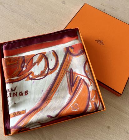 Hermès Seidentuch Carré 90 „New Springs“ Herbstfarben