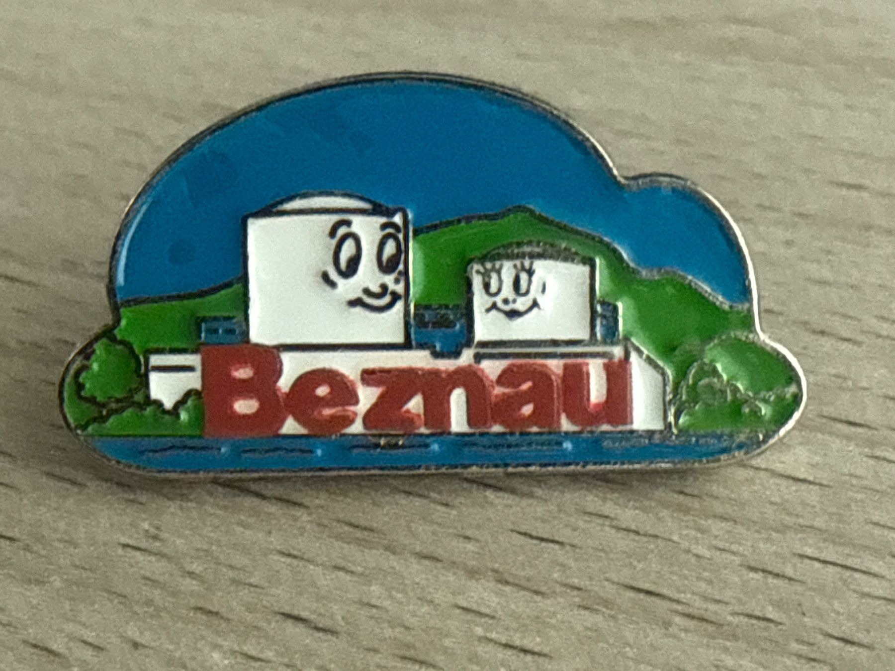 Placchette & Badge: Pin Beznau – Usato da Glattbrugg venduto da Schweigmatt