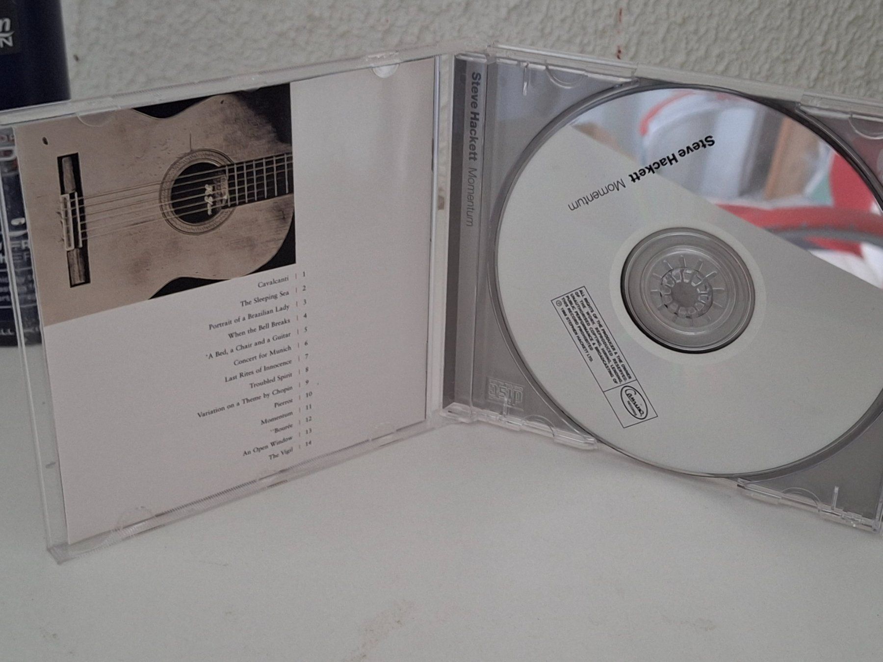 CD: CD Steve Hackett - Momentum .✨ – Usato da Aarberg venduto da Jackup1 2