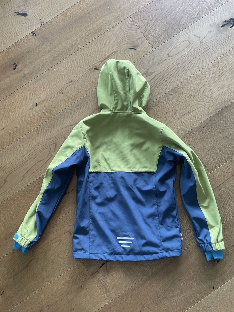 Trollkids Jacken & Mäntel: Softshelljacke – Gebraucht aus Walchwil von Pirib82 1