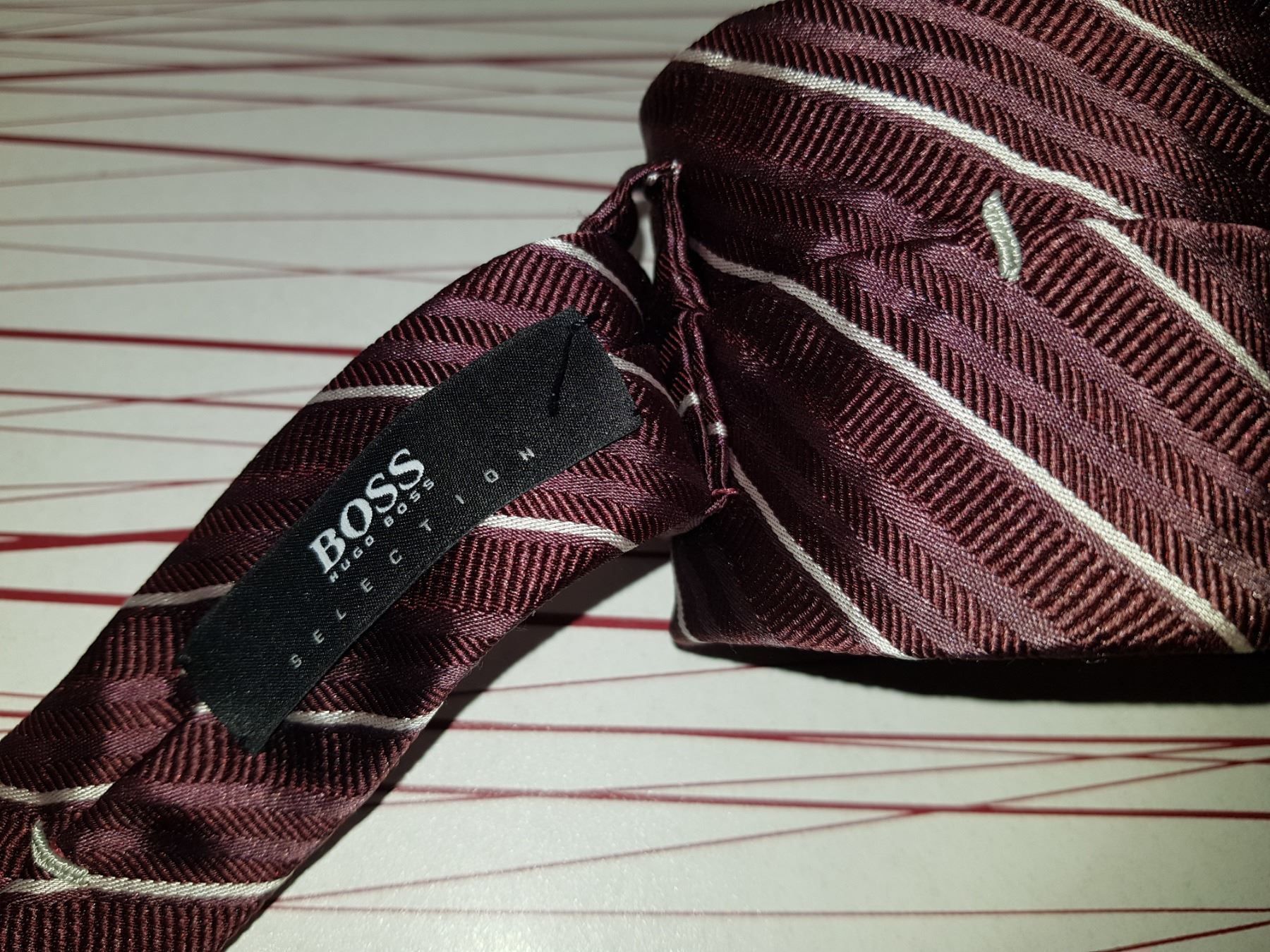 Hugo Boss Cravatte: Cravate/Krawate   HUGO BOSS – Usato da Cossonay-ville venduto da Super-Price-Quality 5