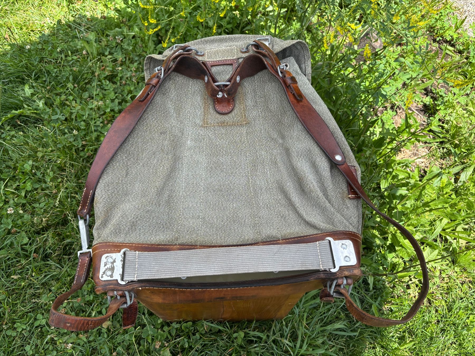Schweizer Armee Zaini: Schweizer Militär Rucksack – Usato da Feldbach venduto da Fea1 7