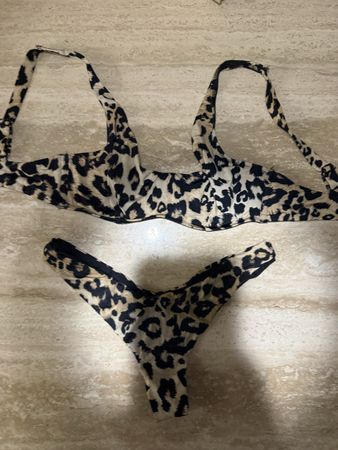 Bikini set leopard print size S