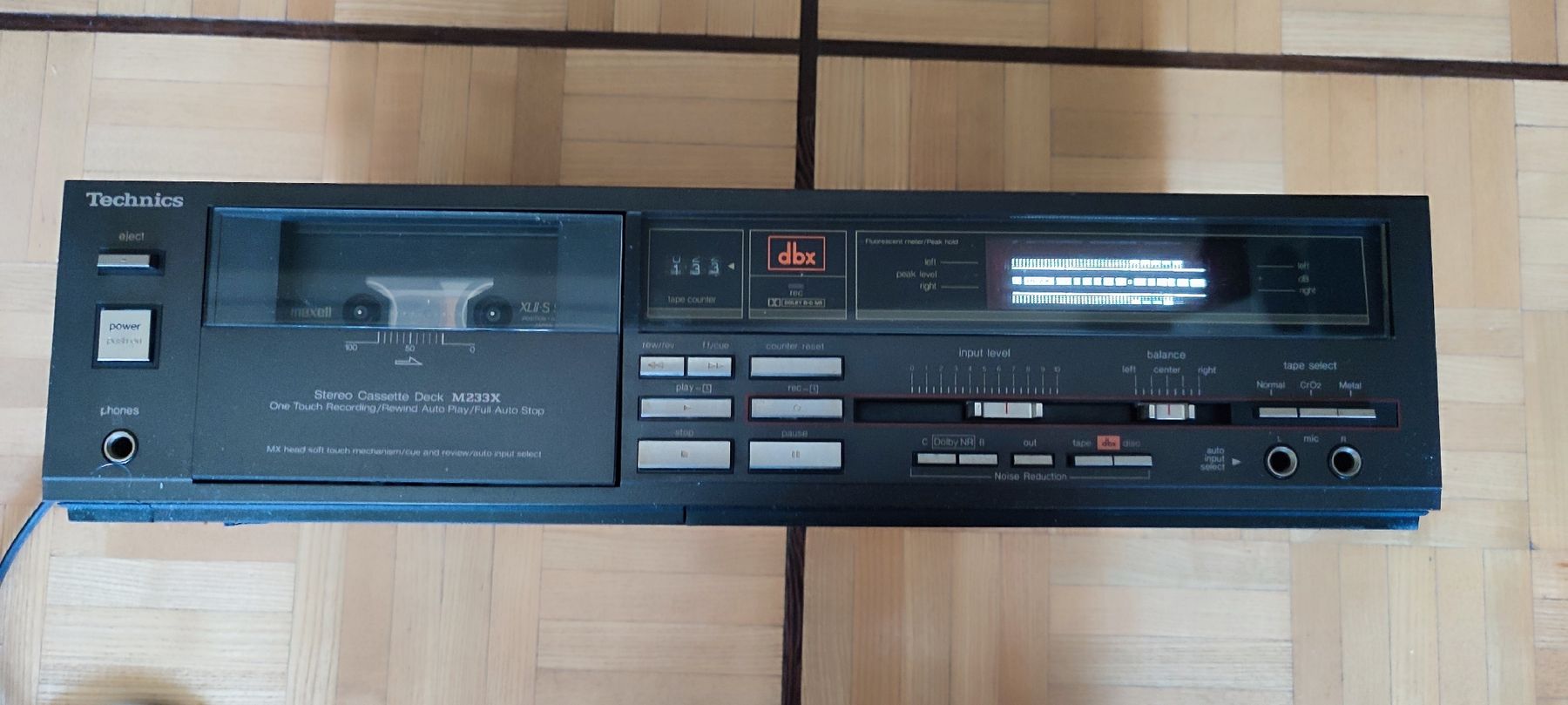 Technics Lettore multimediale & Streamer: Technics RS-M233X Stereo Cassette Deck gebraucht mit Kratzer – Usato da Biel/Bienne venduto da ruggi03