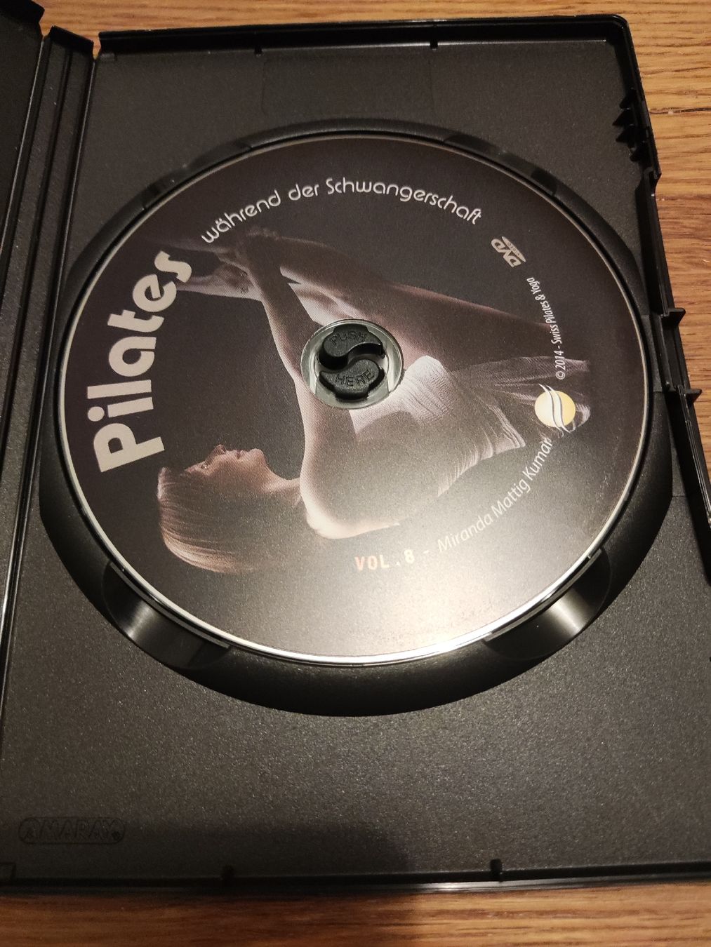 Tutti i DVDs: Pilates während der Schwangerschaft - Volume 8 (DVD) – Usato da Oberembrach venduto da giu_7ksd 2