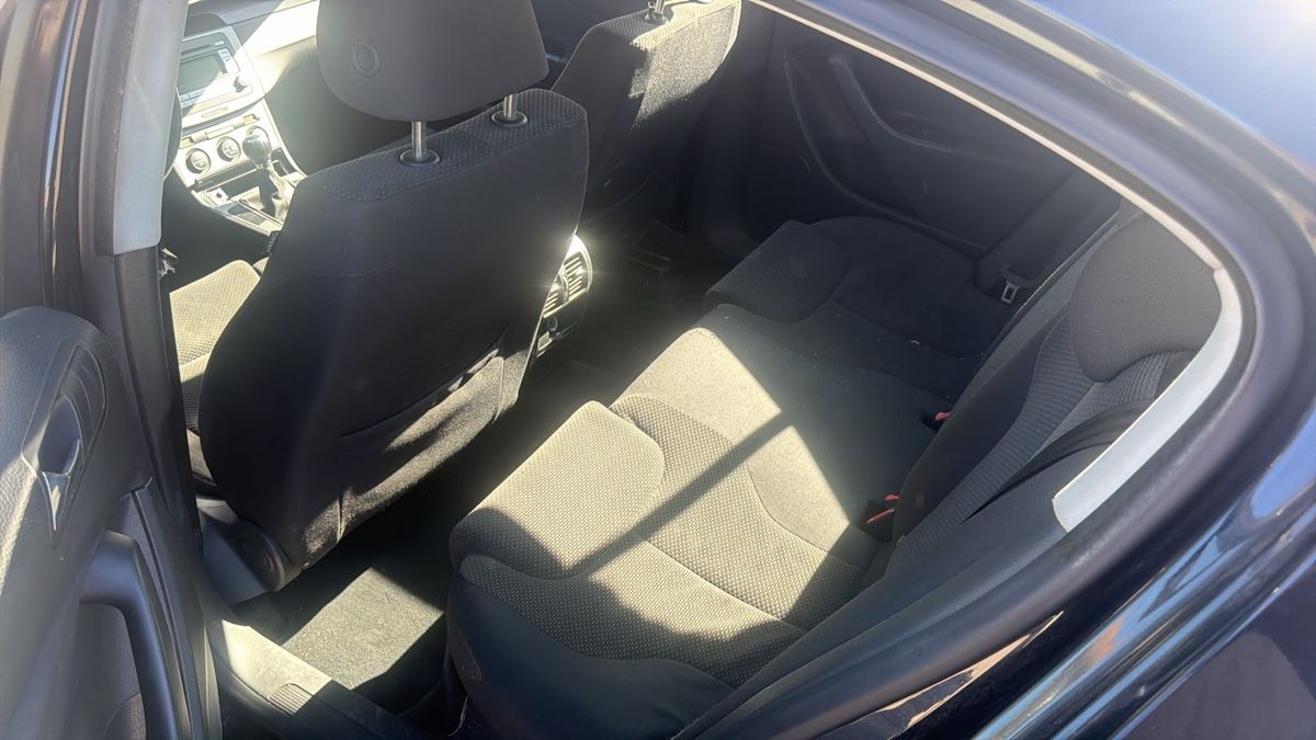 VW Automobili: Vw Passat 2.0 TDI – Usato da Bellach venduto da nik_rq6k 4