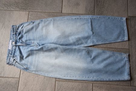 Damen Bershka Balloon Baggy Jeans gr. 34