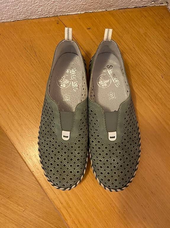 Rieker Scarpe da donna: Sommerschuhe Rieker 39 – Usato da Mettmenstetten venduto da Beststeller 2
