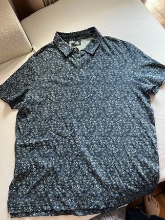 Man tshirt size Xl