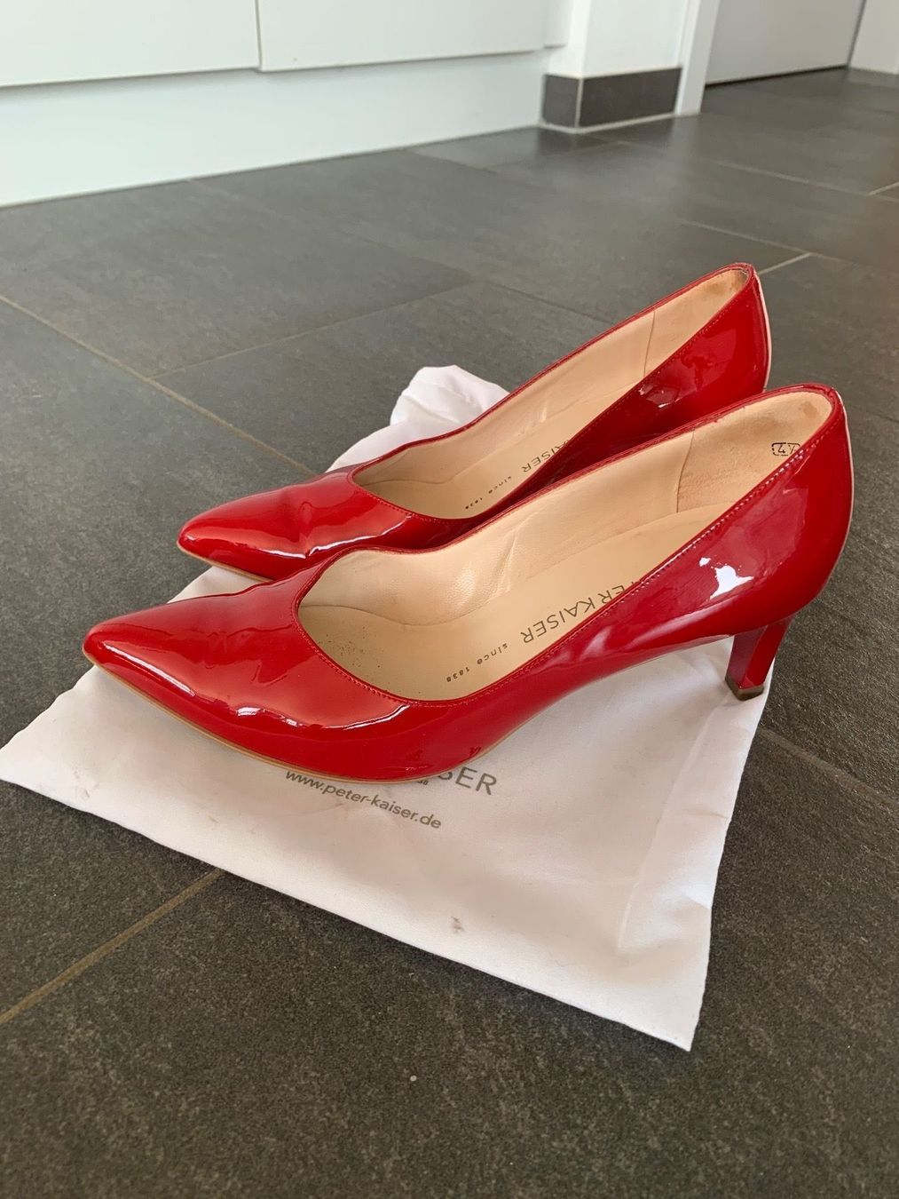 Scarpe da donna: Schuhe rot ‚Peter Kaiser‘ - Pumps – Usato da Sirnach venduto da Famisa 2