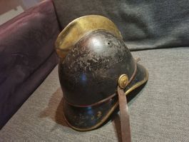 Antiker Feuerwehrhelm, Leder, Messing, Sammlerstück 1920