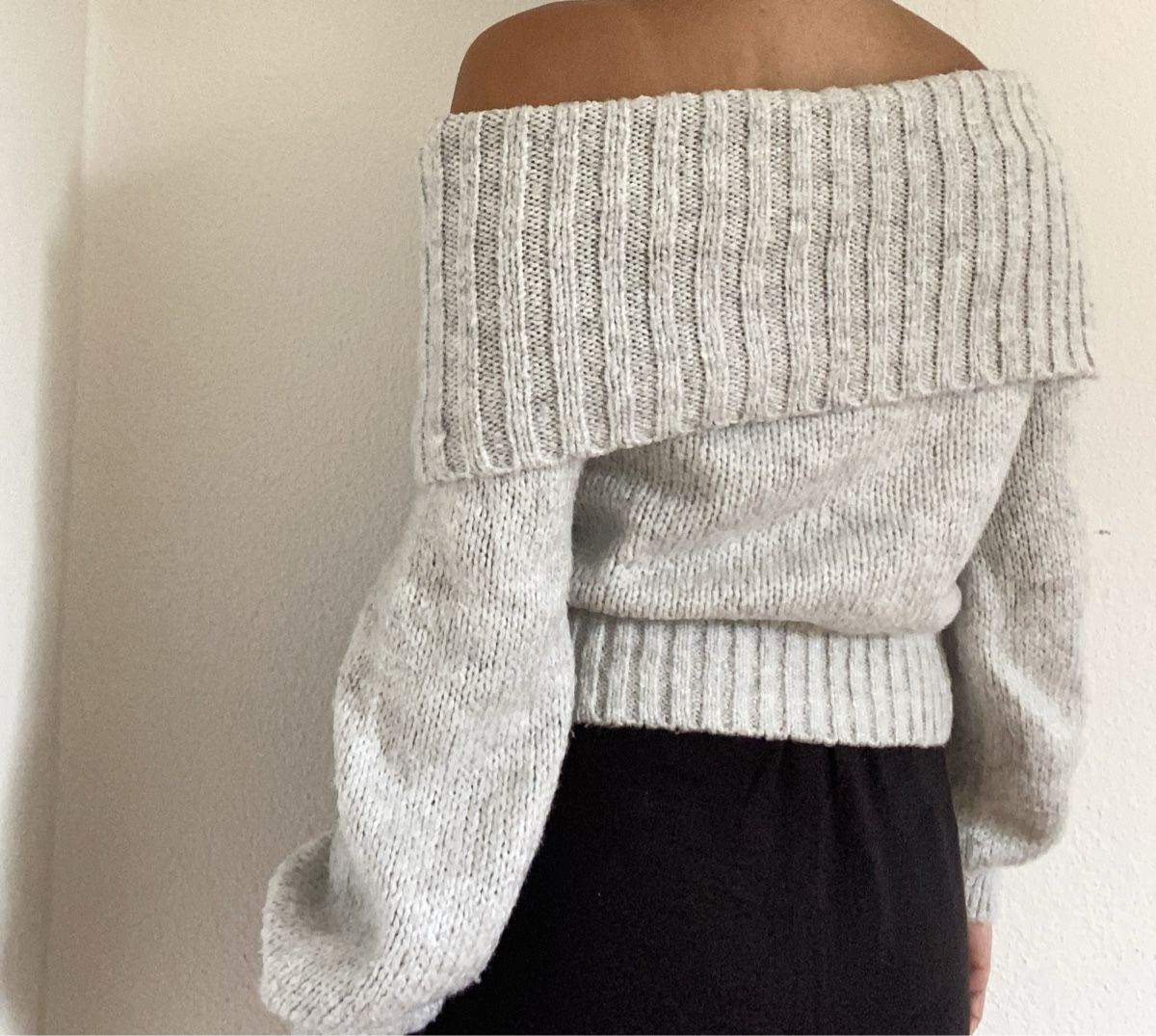 Maglioni & Felpe: Off-Shoulder Pullover – Usato da Zürich venduto da alilan00 1