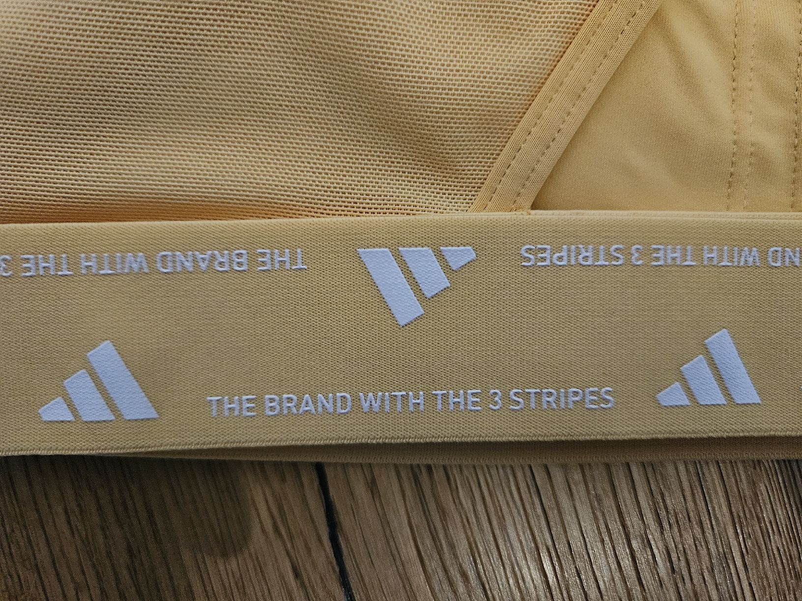 Adidas Tops: Adidas Sport BH – Gebraucht aus Mollis von kaleidoscope 3