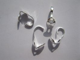 20 Kalotten, Quetschenden mit Haken, versilbert 8x3mm