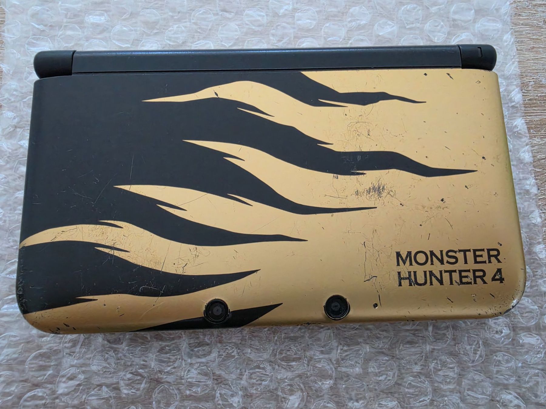 Nintendo Konsolen: Nintendo 3DS XL Monster Hunter Edition – Gebraucht aus Sempach von Knuckles17 5