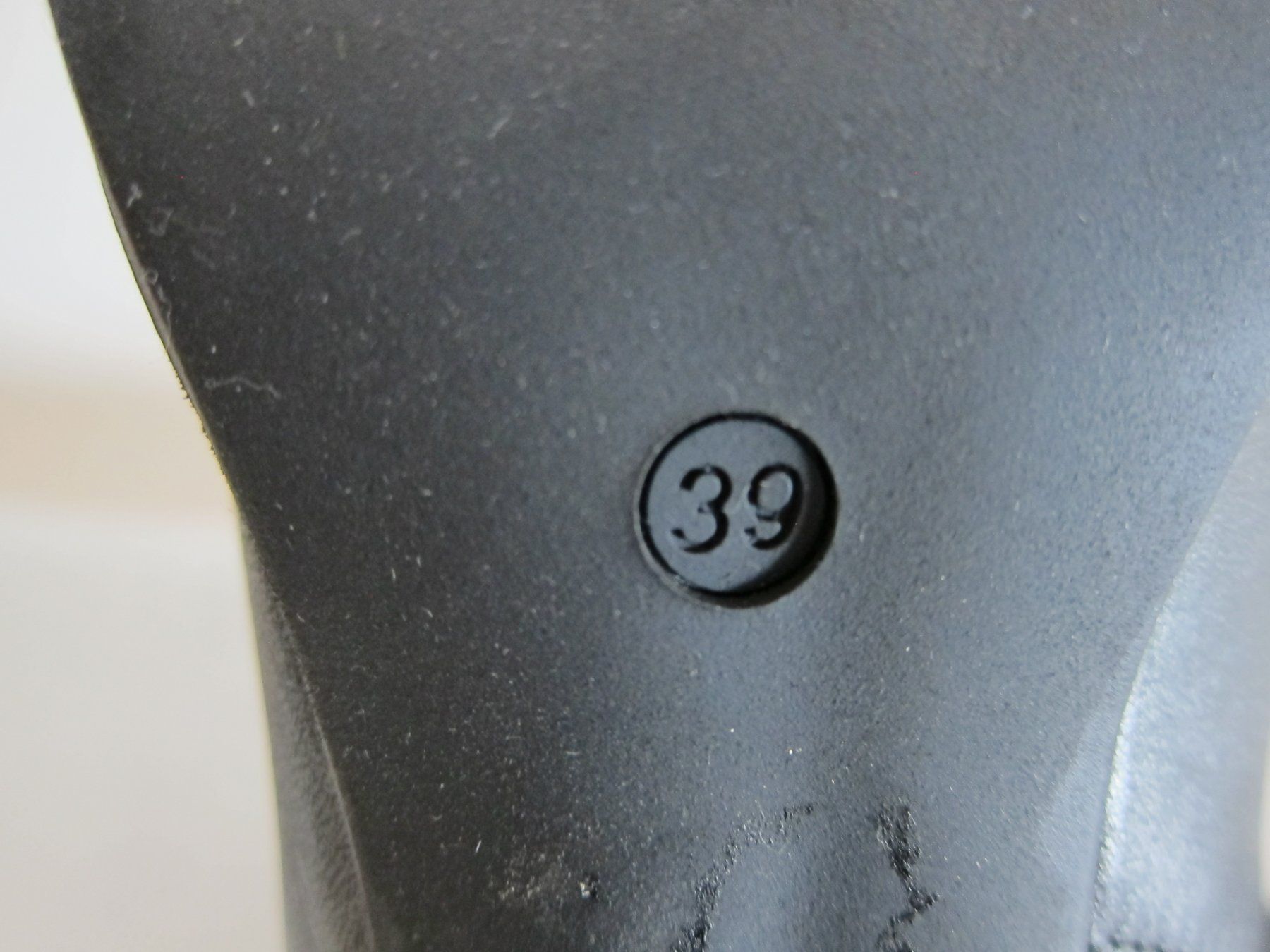 Scarpe da donna: Stiefel Neu! – Nuovo (secondo la descrizione) da Glattpark(Opfikon) venduto da bar_p2wj 4