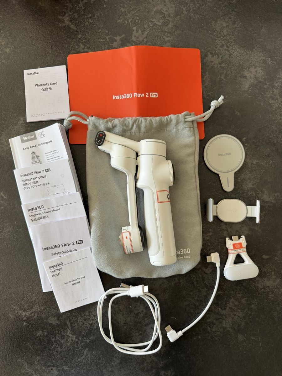 Insta360 Staffe: Insta360 Flow 2 Pro Creator Kit – Nuovo (secondo la descrizione) da Solothurn venduto da jolly_vrs