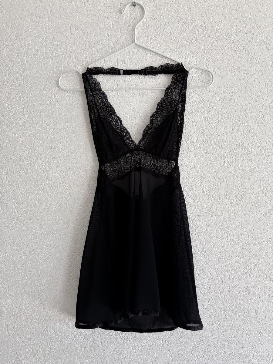 Top: Nuisette noire dentelle taille 38 – Nuovo (secondo la descrizione) da Champéry venduto da mag_zt5z