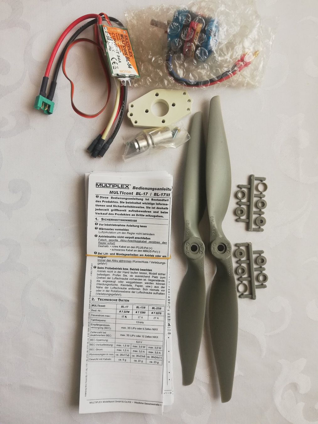 Multiplex Modellismo RC: Multiplex Antriebssatz AcroMaster und Gemini TUNING – Nuovo e nell'imballaggio originale da Flüh venduto da AMS-Modellbau 2