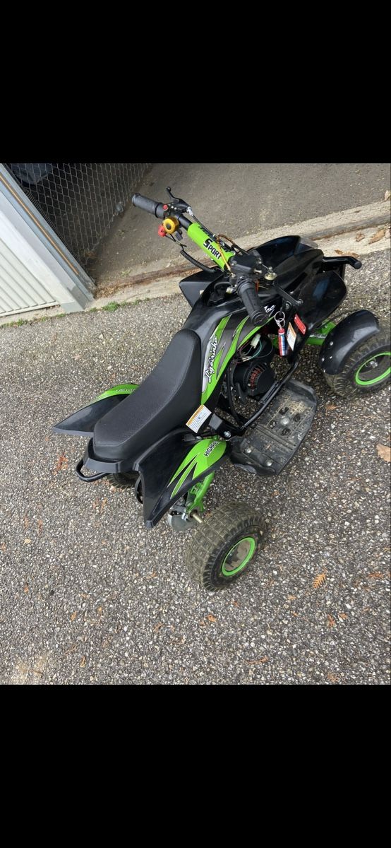 Miniquads: Mini quad thermique 50cc – D'occasion à Neuchâtel par leuenbergerv 1