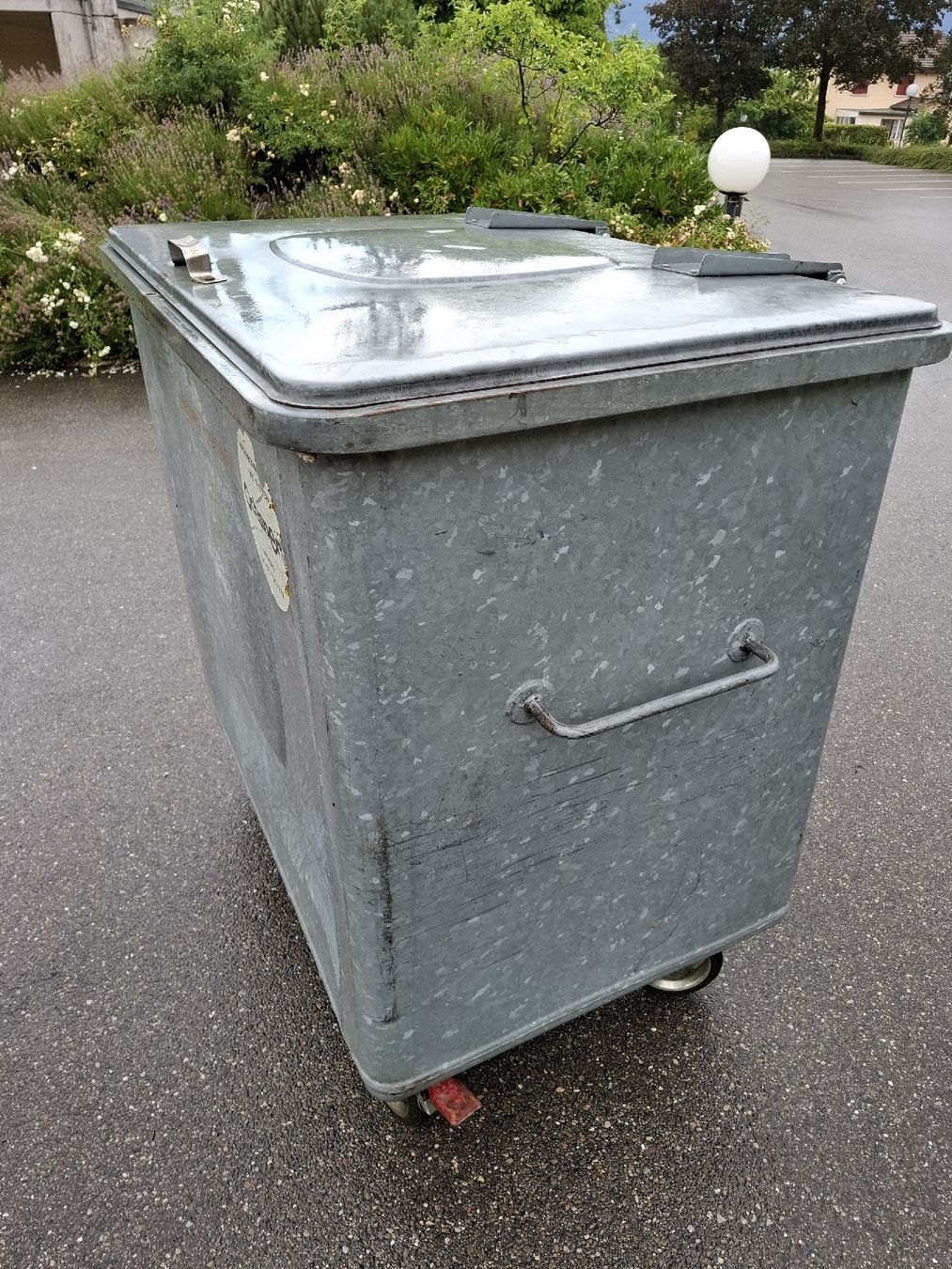 Sonstiges für Büro & Gewerbe: Abfallcontainer, 800 Liter, OCHSNER – Gebraucht aus Lyss von 3250er 1