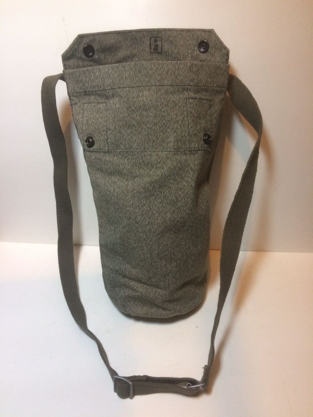 Schweizer Armee Borse: Schweizer Armee Gasmaskentasche  Tasche Umhängetasche WW2 – Usato da Madiswil venduto da TEMISO 2