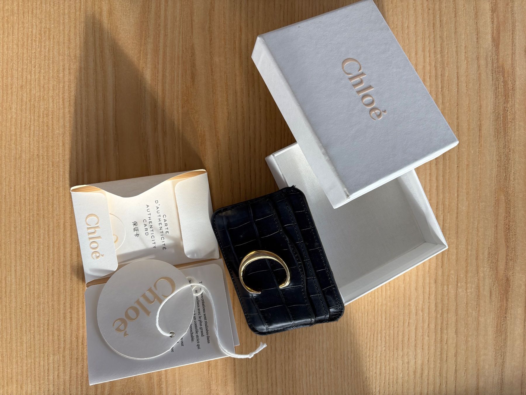 Chloé Portamonete: Chloé wallet with authenticity card – Usato da Allschwil venduto da tradetabicyclette