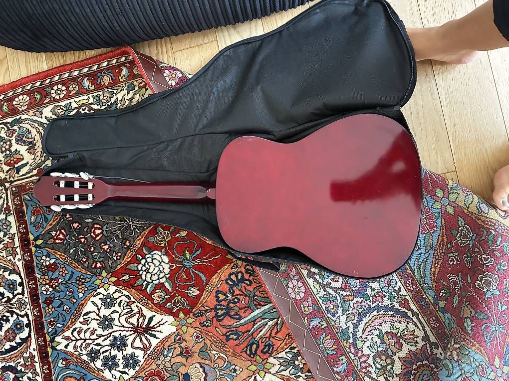 Musikinstrumente: Chitarra – Gebraucht aus Camorino von Lucia1811 1