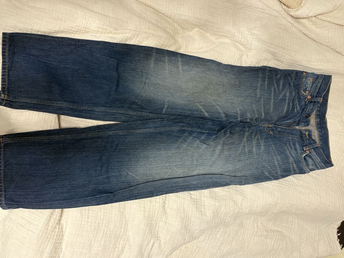 Weekday Jeans: Weekday Jeans – Nuovo (secondo la descrizione) da Würenlos venduto da anx.ne