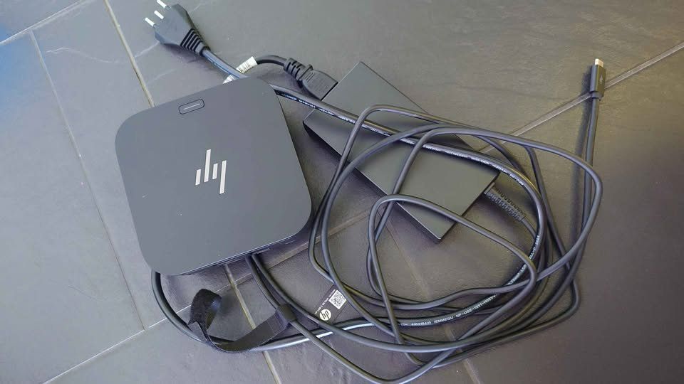 Hewlett Packard Docking station: HP Dockingstation – Nuovo (secondo la descrizione) da Seltisberg venduto da car_7kwr 2