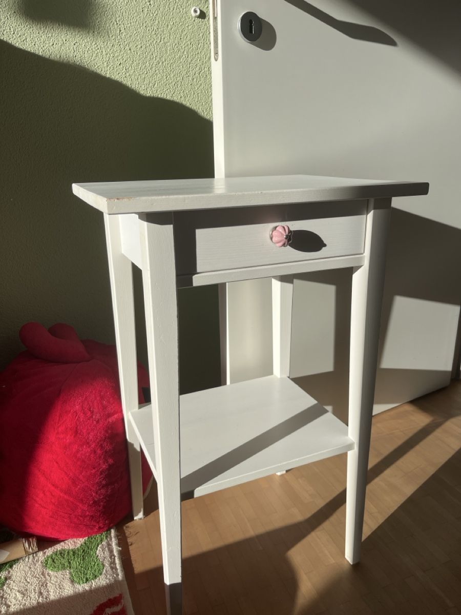 Comodini: Tischchen, Nachttisch ikea – Usato da Dagmersellen venduto da mas_zpx9