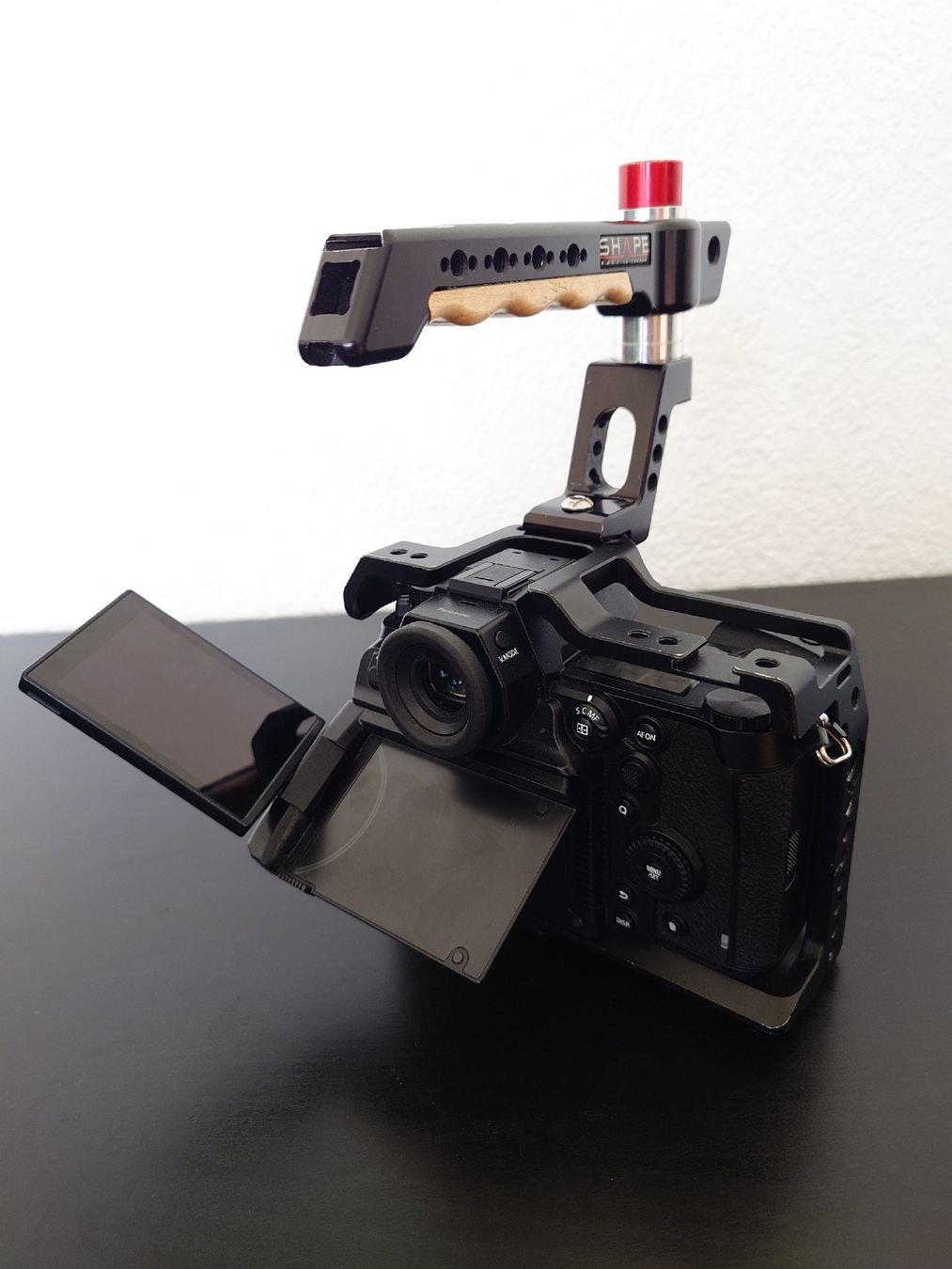 Panasonic Fotocamera: Panasonic Lumix S1H - Kit Shape – Usato da Chavannes-Renens venduto da ber_bz89 2