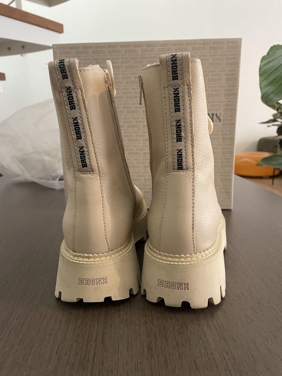 Damenschuhe: Bronx Stiefel – Gebraucht aus Olten von aud_2jf7 1