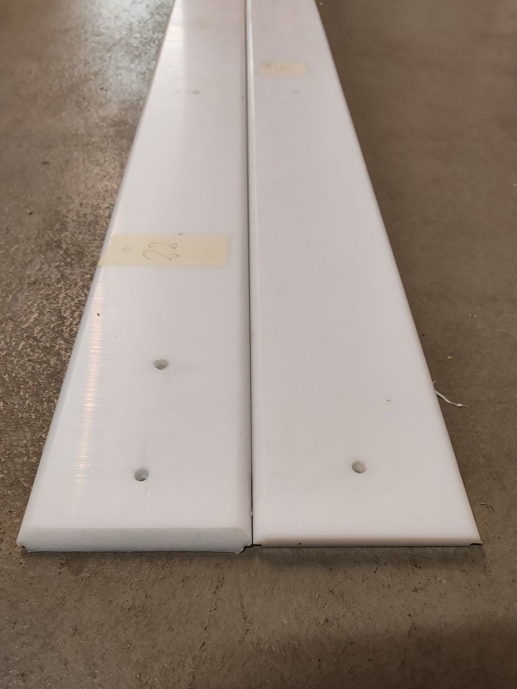 Profile: PTFE Elemente Teflon Gleitschiene Paneelen 200x14cm – Gebraucht aus Luzern von Lager6640