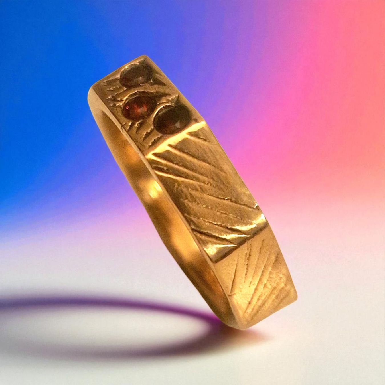 Anelli: Achteckiger Ring mit Granat, Grösse 51.7 – Nuovo e nell'imballaggio originale da Aarau venduto da Schmuckhoehle_MD 6