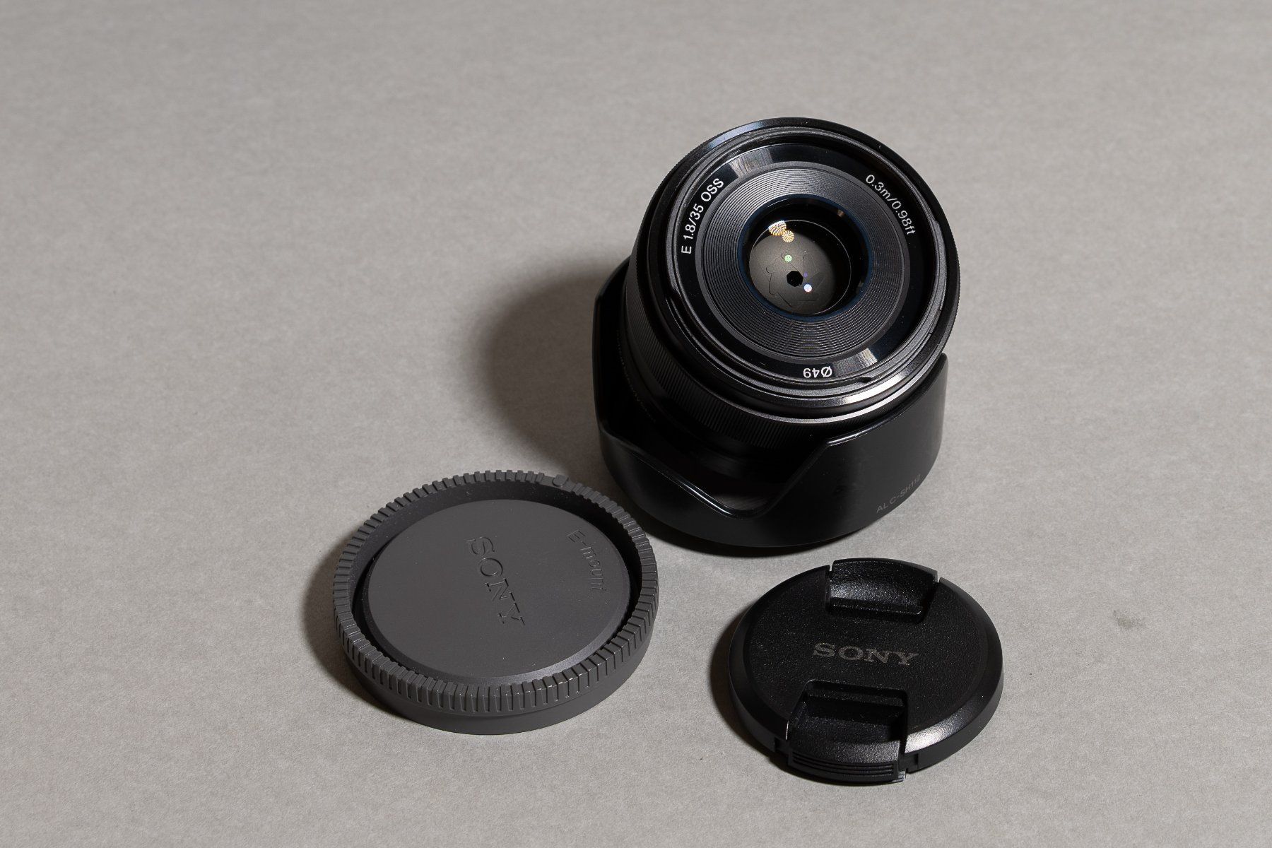 Sony Obiettivi: Sony E 35mm F1.8 OSS SEL35F18 APS-C – Usato da Mauren venduto da Oehris
