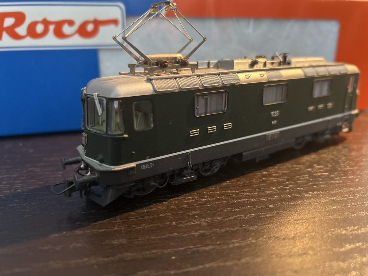 Roco Modellini di ferrovie: Roco SBB Re 4/4 II grün digital  – Usato da Rüegsauschachen venduto da Doeddi90 2