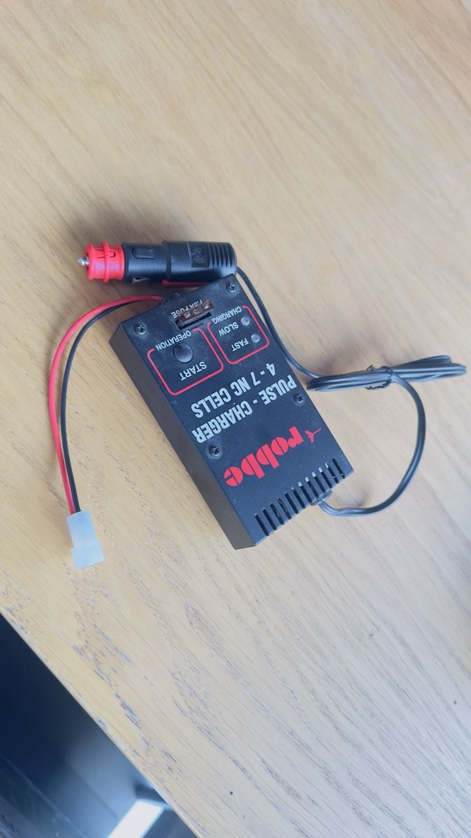 Akkus, Ladegeräte & Netzgeräte: Robbe Pulse Charger 4-7 NC Cells gebraucht – Gebraucht aus Nebikon von sal_pvk8
