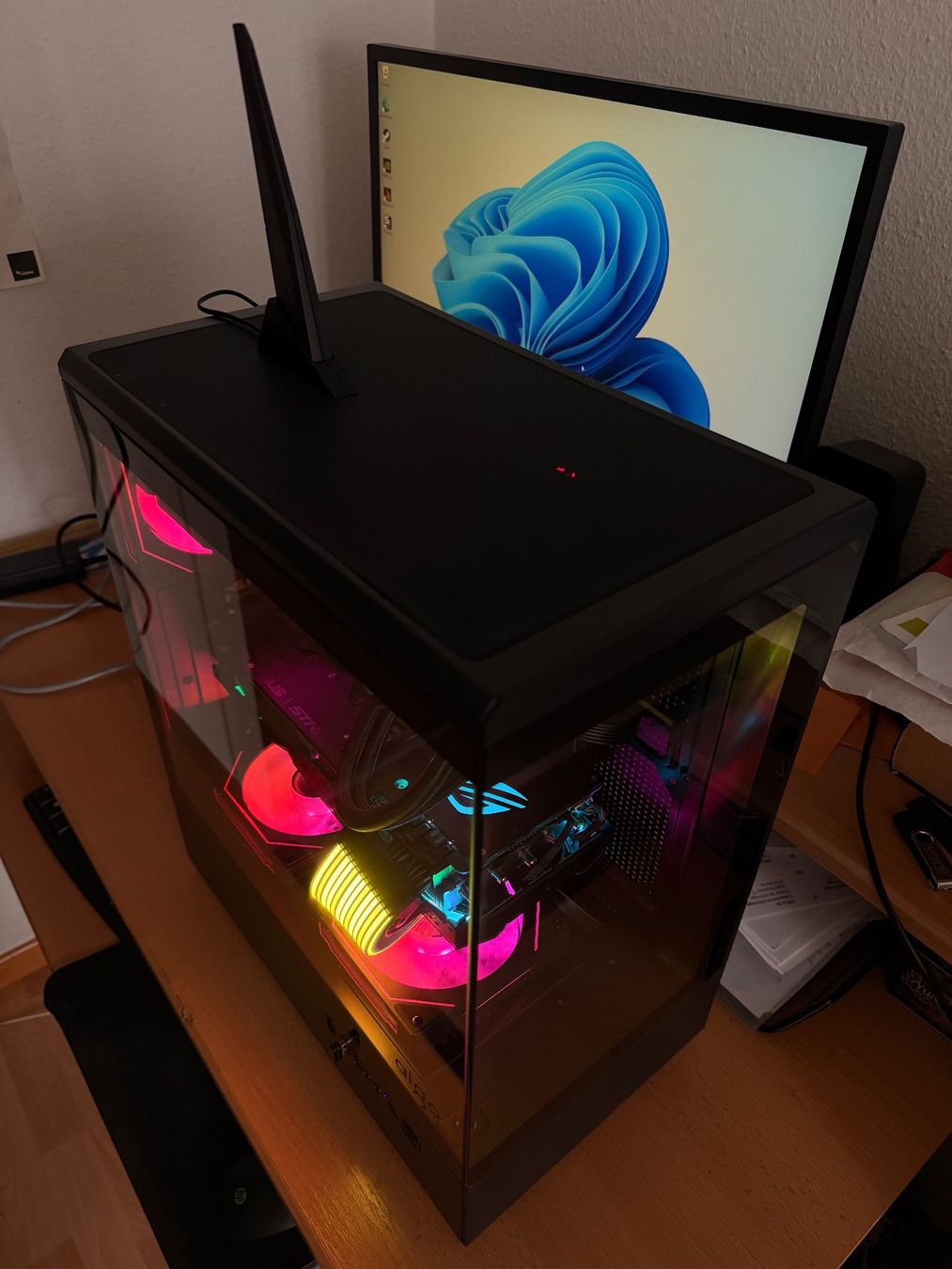 PCs: Pc Gamer noir – Neu (gemäss Beschreibung) aus Biel/Bienne von t_a13x 3