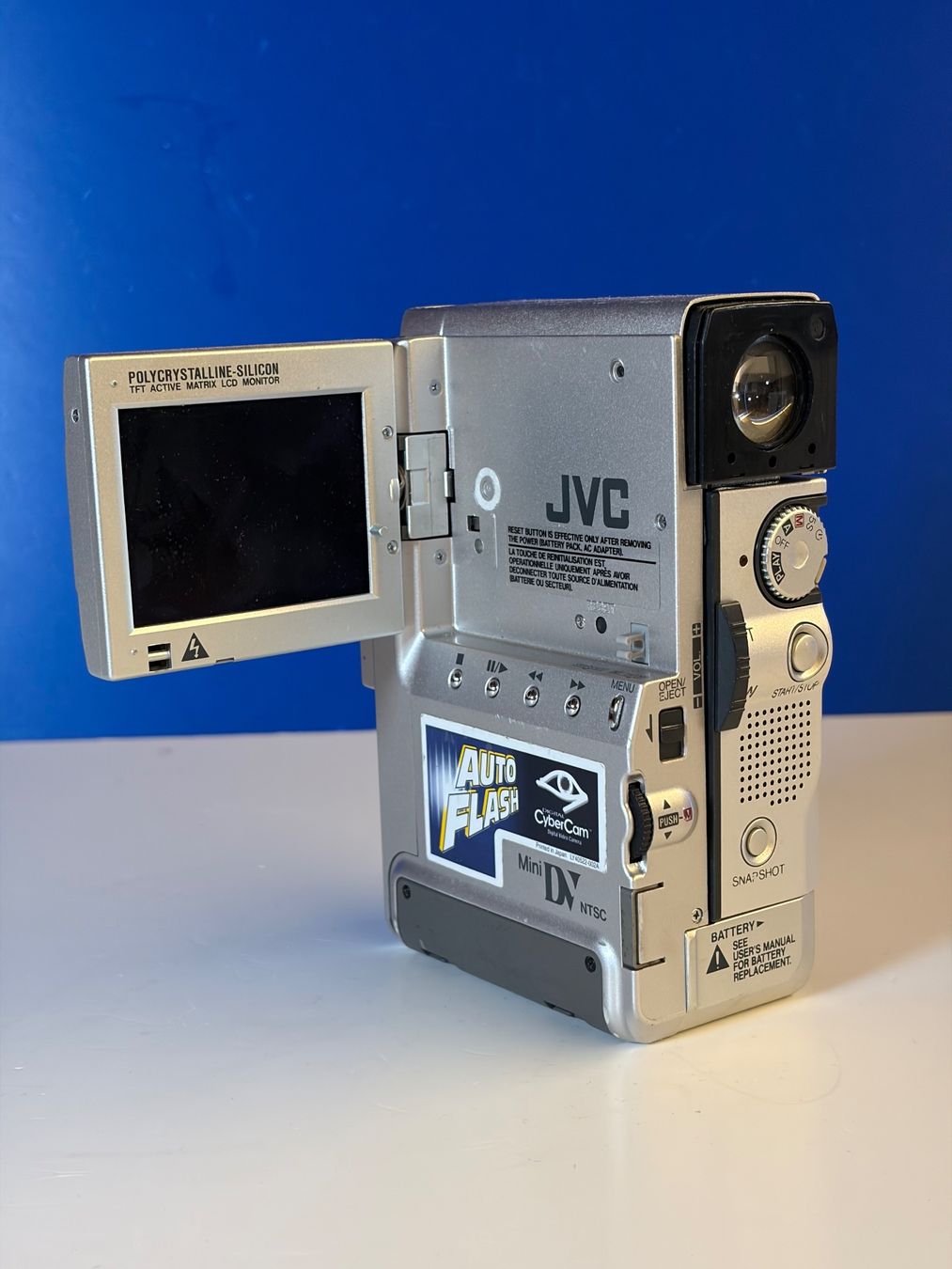 JVC Videocamere: JVC GR-DVX, 1997 – Usato da Chur venduto da irog2021 2