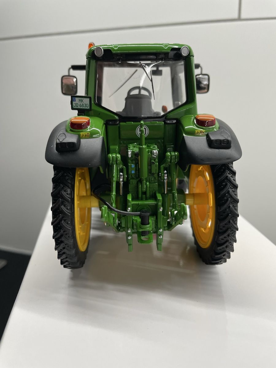 John Deere 6830 Wiking 1:32 Roues culture (Neu und