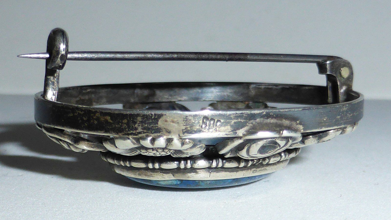 Spille & Fermagli: Wunderschöne Jugendstil-Brosche, Silber mit Lapislazuli – Usato da Sonceboz-Sombeval venduto da Artdecolove 5